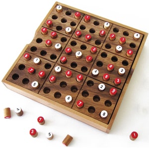 SUDOKU in eco-responsible solid wood, CE standards - Puzzle 4 difficulty levels. French brand. Resealable travel game tray.