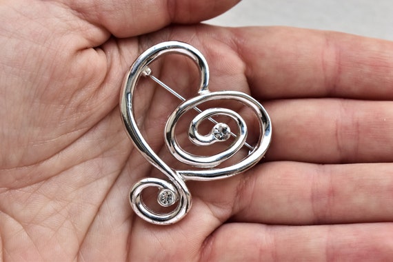 Vintage Silvertone Heart Brooch, Metal Heart Jewe… - image 3