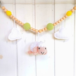 Kinderwagenkette Schaf gehäkelt 100 % Baumwolle Babyspielzeug Geschenk Geburt Taufe Babyparty in Weiß / Beige Buggyanhänger