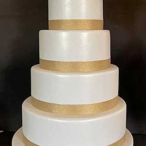 Basi per torte scenografiche rivestite in gomma eva con nastrino omaggio