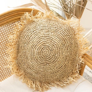 Raffia cushion cover with fringe - round