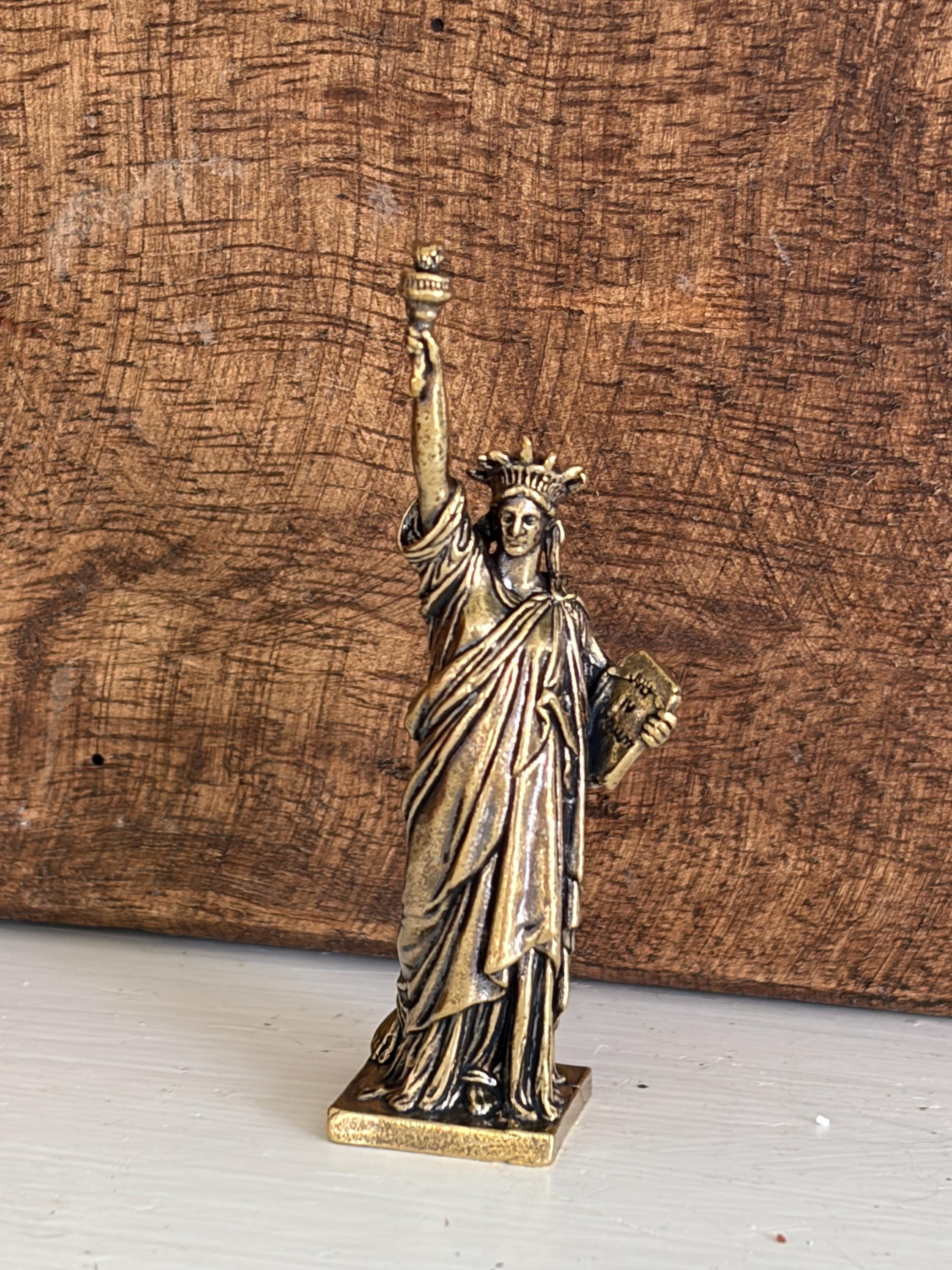 Vintage Statue of Liberty Figurine - Etsy