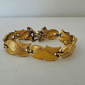 Monet Goldtone Link Bracelet Safety Chain Vintage Jewelry Gift