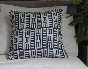 Cushion Cover in William Yeoward 'Kinvara' in Navy and White
