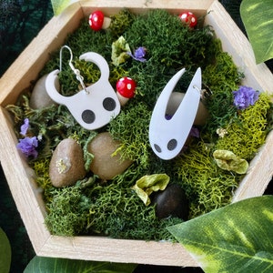 Hollow Knight & Hornet Inspired Earrings | Hollow Knight Game Earrings
