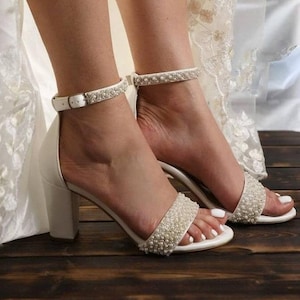 Block heel wedding pearls sandals/ Pearl wedding shoes/ Handmade heels/ Bridal  heels / Bridal sandals/ "MARION"