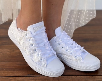 Bride Converse, Lace Converse For Bride, Custom Wedding Shoes for Dancing, Destination Wedding Shoes, Bridal Shiwer Gift