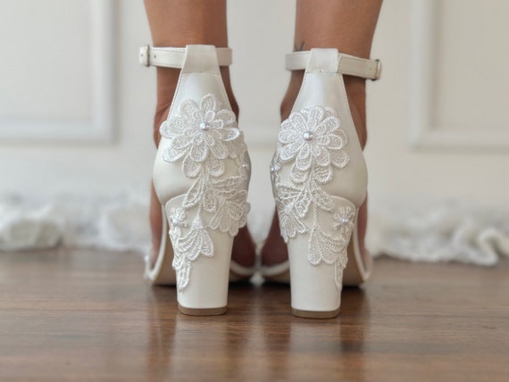 14+ White Lace Heels Wedding