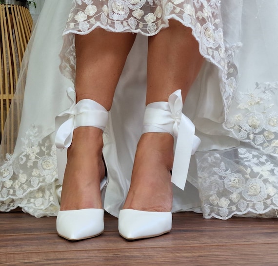 The 20 Best Pearl Wedding Shoes for Chic Brides-iangel.vn