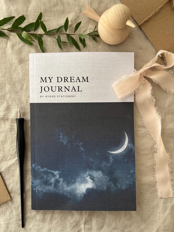 Guided Dream Journal: Hygge Self-Discovery, 100 Pages