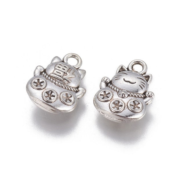 Metal Alloy Silvertone Cat Charm set of 10, 50 or 200, Tibetan Style Neck Pendant Animal, Chinese Lucky Cat 3D