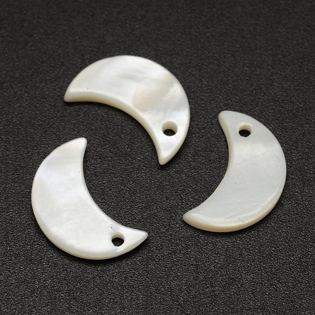 Natural Freshwater Shell Crescent Moon Shaped Top Drilled Pendant ...