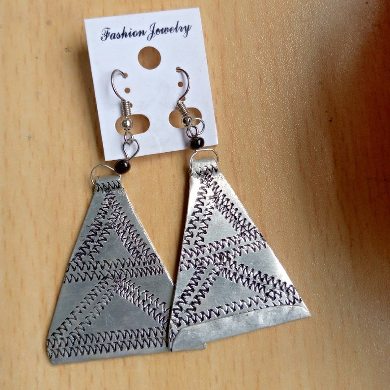 Aluminum earrings Hammered earrings Brasswire earrings Maasai earrings Beaded earrings Kenyan earrings Gift for her Easter gift