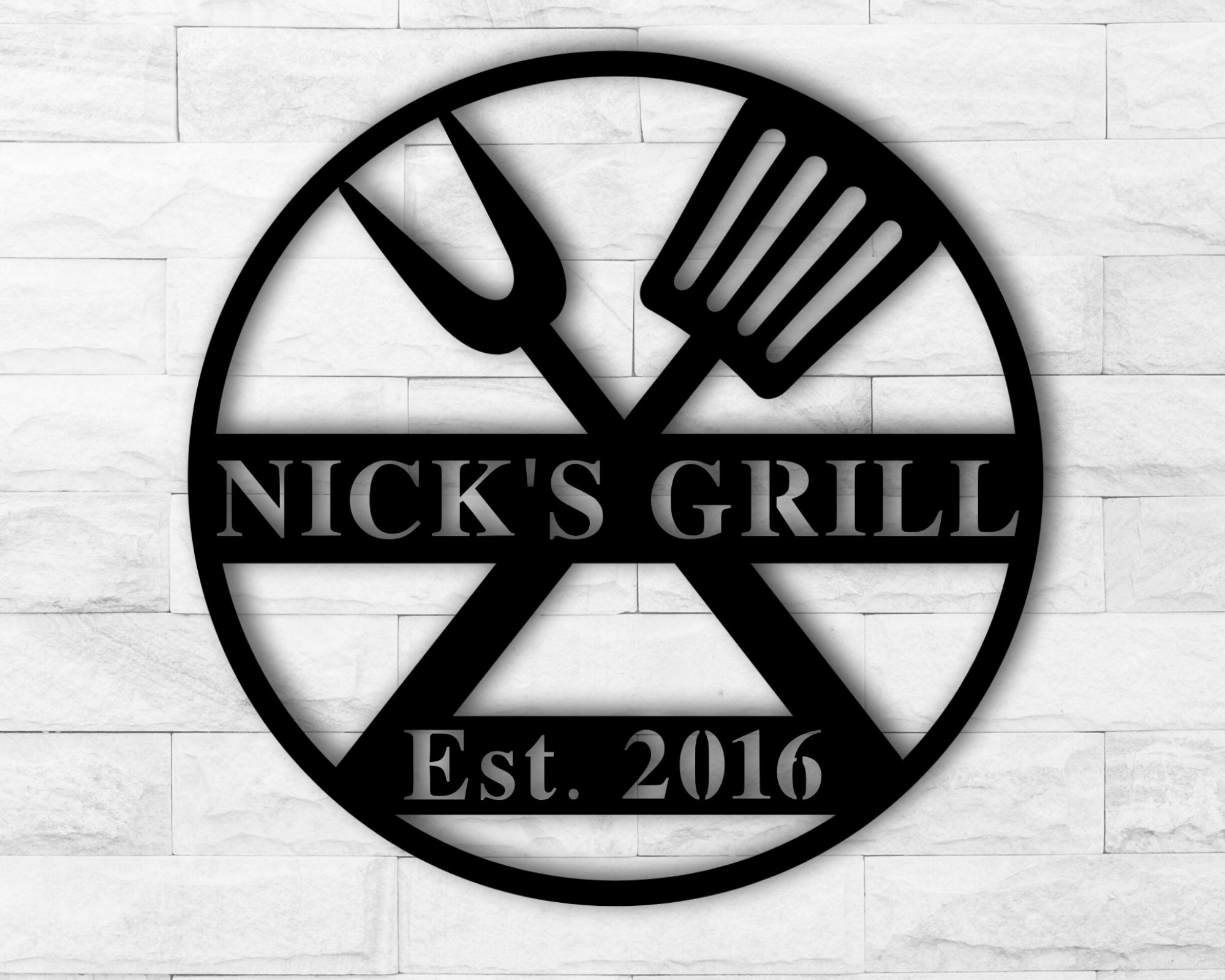 Dads Barbeque Grab A Beer BBQ Outdoor Kitchen Metal Wall Sign Door 30 x 20 cm