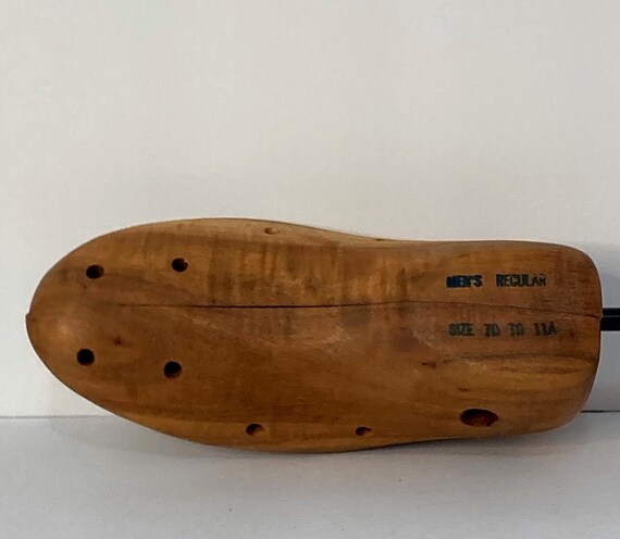 Wood Shoe Stretcher Vintage Mens Womens Taiwan Vi… - image 3