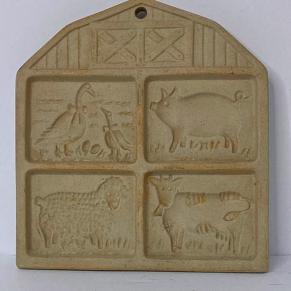 Pampered Chef Cookie Mold Stoneware Farmyard Friends Pig Cow Lamb 1994 USA