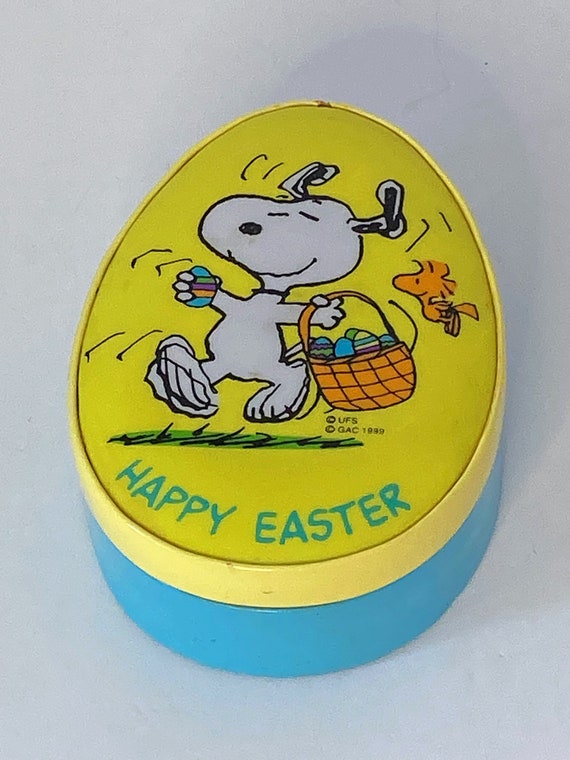 Peanuts collection snoopy easter Gem