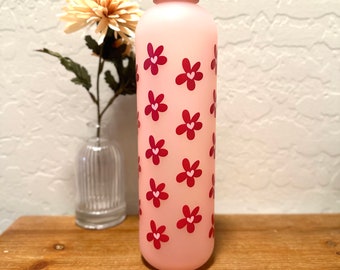 Botella de agua de corazones / Rastreador de botellas de agua / Botella de agua personalizada / Botella de agua con paja / Botella de agua personalizada / Botella de agua de yoga