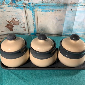 Ceramic Vintage Set of Three Beige and Blue Jelly or Condiment Jars with Lids and Long Tray in Excellent Condition!