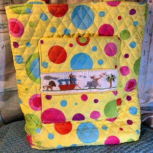 Vintage Noah’s Ark Themed Hand Stitched Yellow with Polka Dots in Excellent Condition!