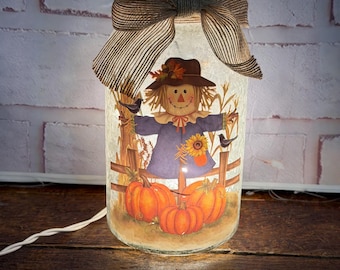 Lighted Scarecrow Glass Jar Lamp, Fall Harvest Decor, Pumpkin Mason Jar Light, Autumn Table Decor, Farmhouse Thanksgiving Decoration