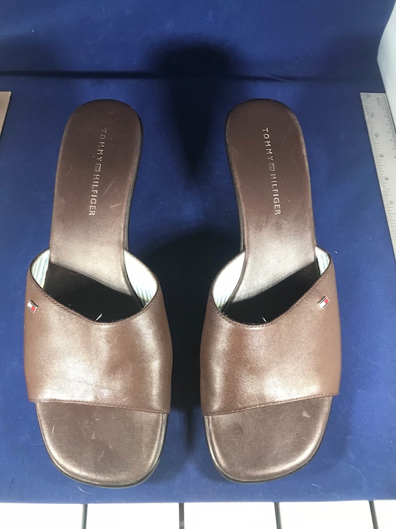 Tommy Hilfiger Leather Brown Low Heels Size 9