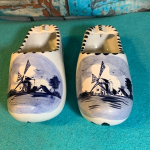 Verzamelbare Handgeschilderde Keramische Vintage Nederlandse Schoenen Amsterdam Windmolens in Uitstekende Staat!