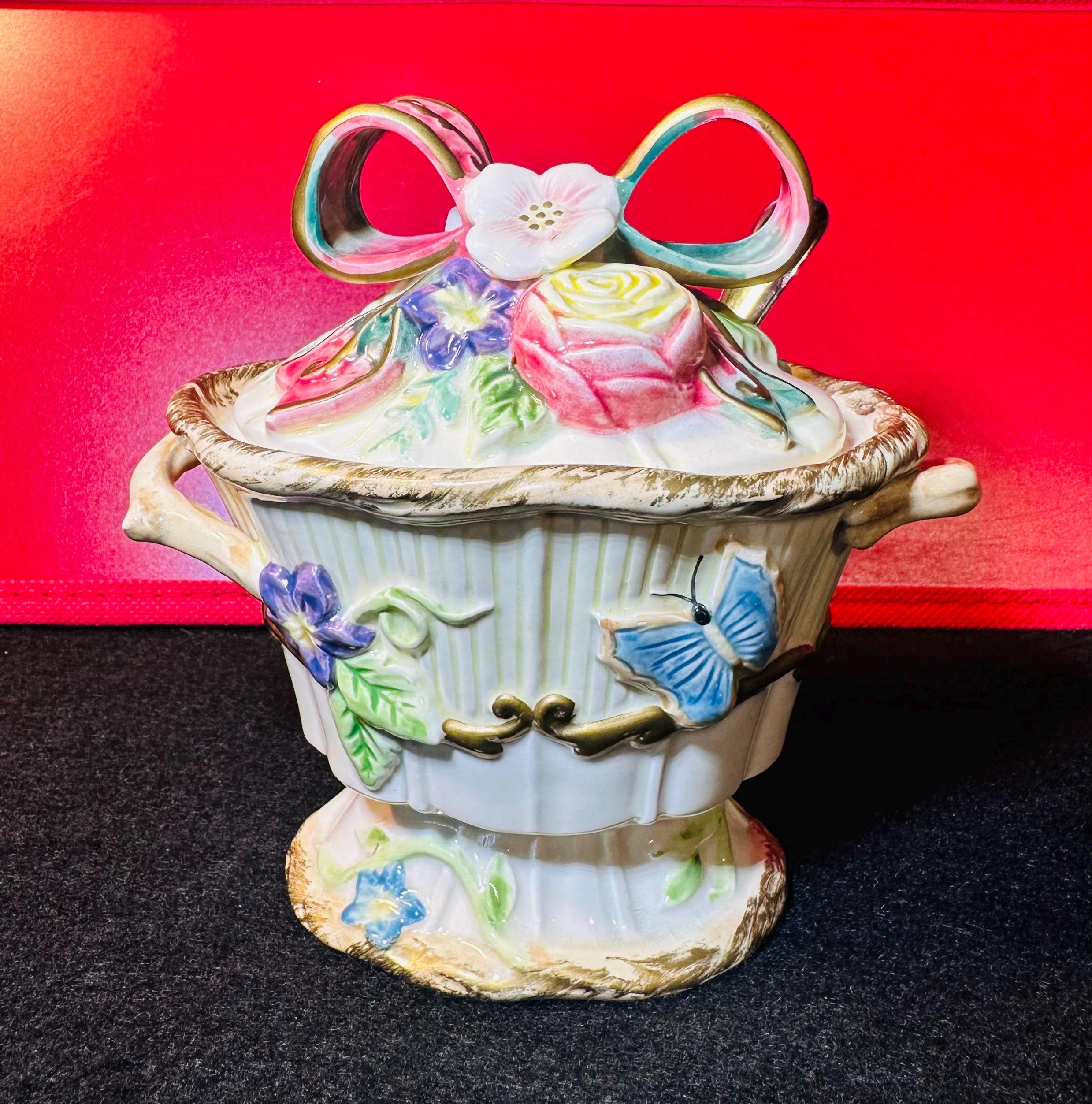Fitz and Floyd Sugar Bowl,Classic Covered Sugar Bowl, Woodland Spring Floral Pattern with Spoon