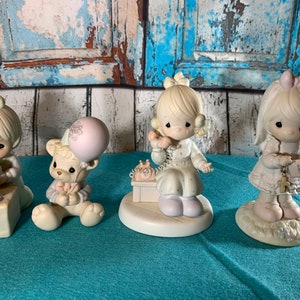 Collectable Enesco Brand 1980’s Porcelain Vintage Precious Moments Figurines in Excellent Condition!