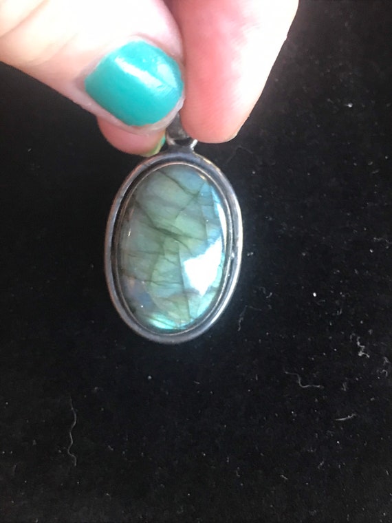 Labradorite and sterling silver pendant necklace - image 3