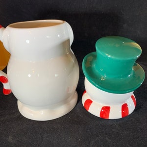 Vintage Christmas Snowman Mug with Lid: Holiday Decor image 10