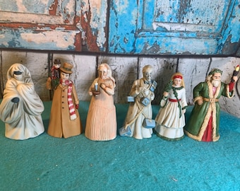 Charles Dickens “A Christmas Carol” Bell Sets Your Choice!!