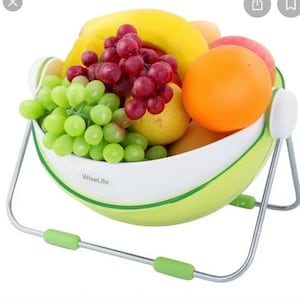 WiseLife Rotating Fruit and Vegetable Basket with Lid and Drain NEW Green and White