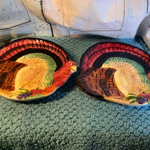 Set of Two Ceramic Vintage Hand Painted Thanksgiving Dishes in Excellent Condition! Reminiscent of Fitz & Floyd Style.