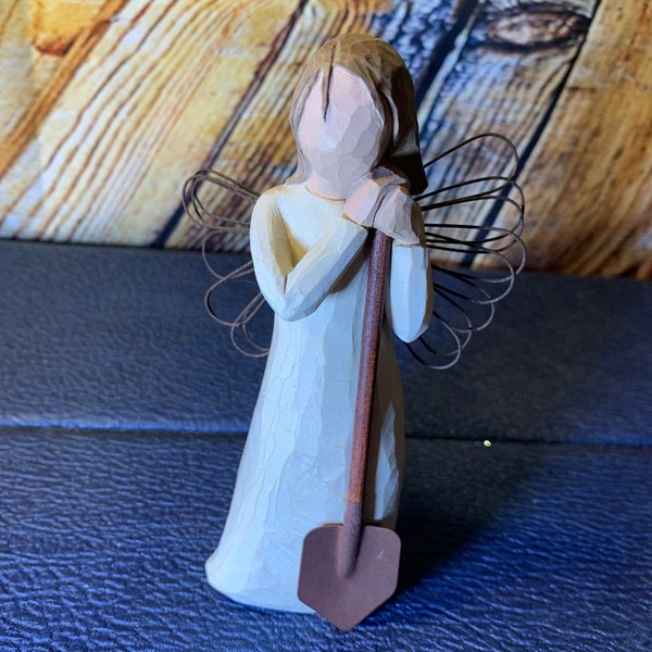 Willow Tree Angel of the Garden Figurine- Vintage Hand Sculpted Angel Figurine in Excellent Condition!!