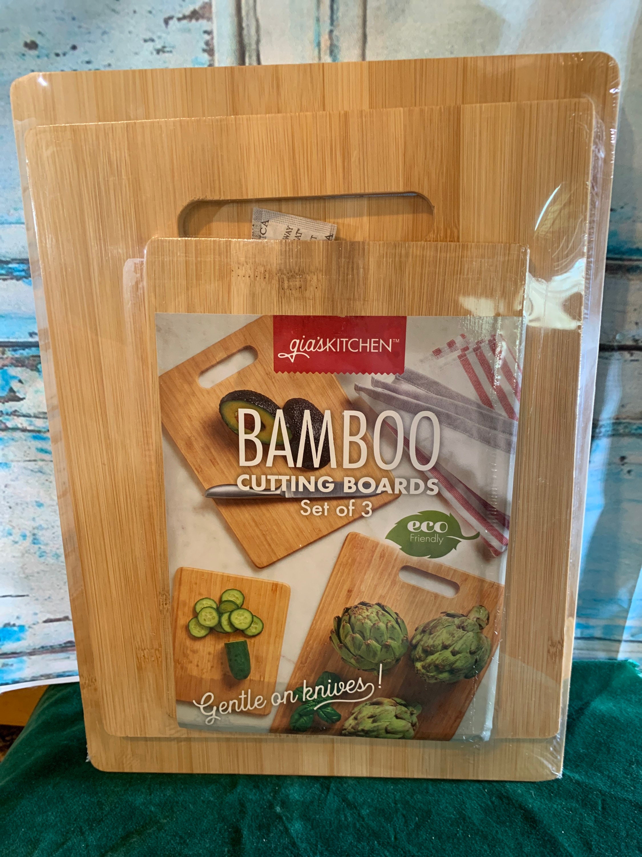 Organic Bamboo Personalized Cutting Board (Best Husband) - Cutting