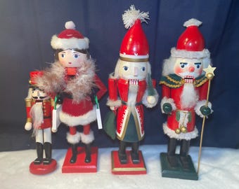 Holiday Nutcrackers Christmas Nutcrackers. Many to Choose From! Vintage Nutcrackers Holiday Decoration