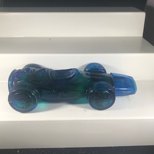 Avon Sure Winner Racing Car Race car Decanter NEW in Original Box!