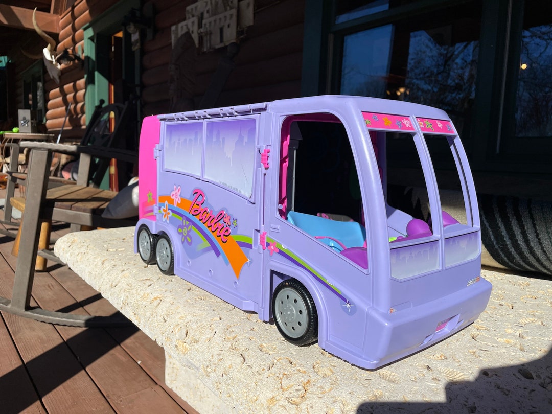 Poupée BARBIE On Tour Cast Party - Avec Socle Mattel - Occasion - Indonésie