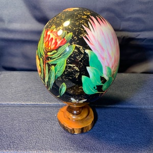 Ostrich Egg Hand Crafted Butterflies and Floral Given Exotic Design NEW in Excellent Condition!