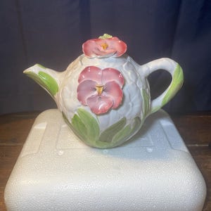 Vintage Ceramic Teapot with 3D Pink Pansies - Spring Decor