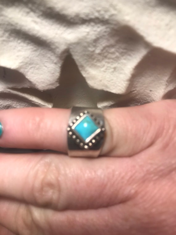 Turquoise and sterling silver ring - image 1