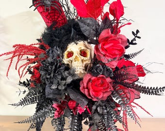 Halloween skull centerpiece, spooky Gothic arrangement, top hat glam Halloween decor
