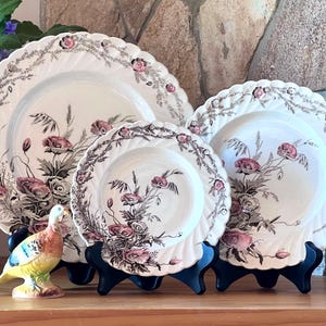 Clarice Cliff Harvest 3 Dish Set, Lovely Floral Dinnerware, Original 1940s Vintage Transferware Made in England, A.J. Wilkinson Ltd.