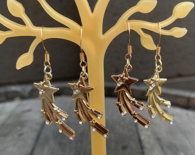 Twinkle, Twinkle Little Star Dangle Earrings