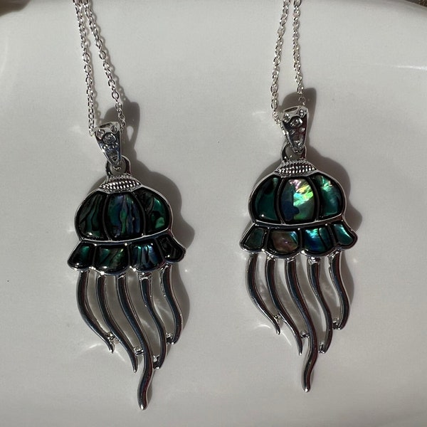 Jellyfish Abalone Shell Pendant Necklace, Abalone Shell Necklace, Jellyfish Necklace, Handmade Jewelry, Pendant Necklace, Girlfriend Gift