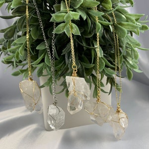 Clear Crystal Quartz Necklace, Clear Crystal Quartz, Layering Necklace, Gold Necklace, Silver Necklace, Crystal Necklace, Crystal Healing