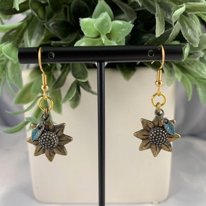 Sunflower Dangle Earrings, Sunflower Earrings, Sunflower Jewelry, Sunflower, Earrings, Jewelry, Gifts for her, Everyday Earrings, Handmade