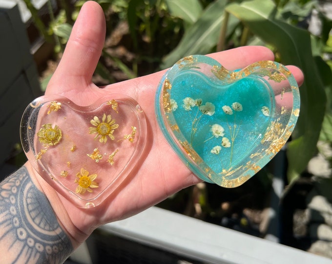 Flower and Gold Resin Heart Trinket Box / Jewelry Box