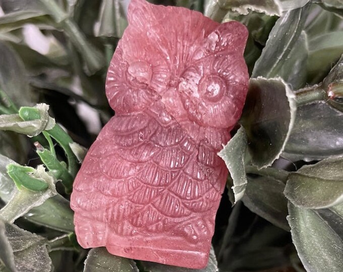 Strawberry Quartz Crystal Owl